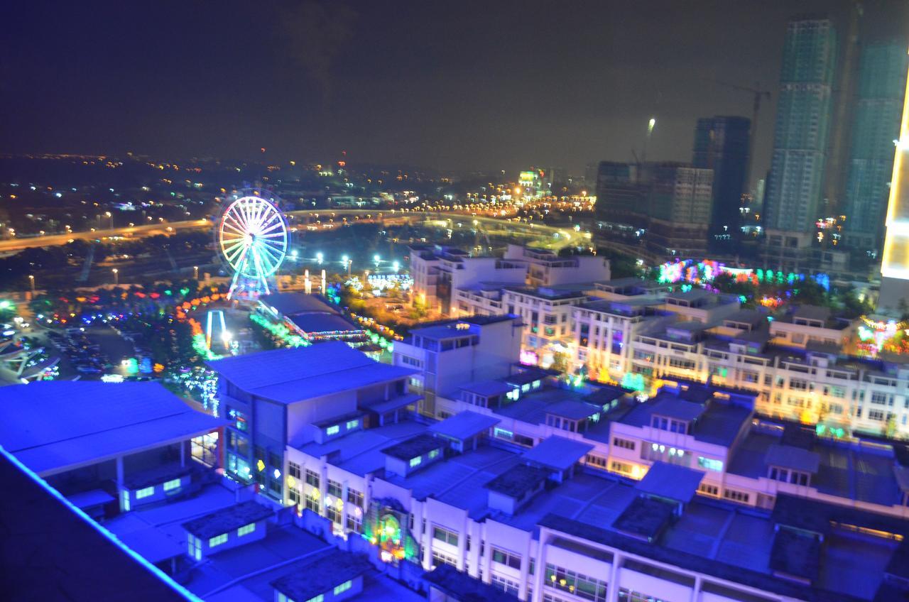 Wyndham Garden I-City Shah Alam Exterior foto